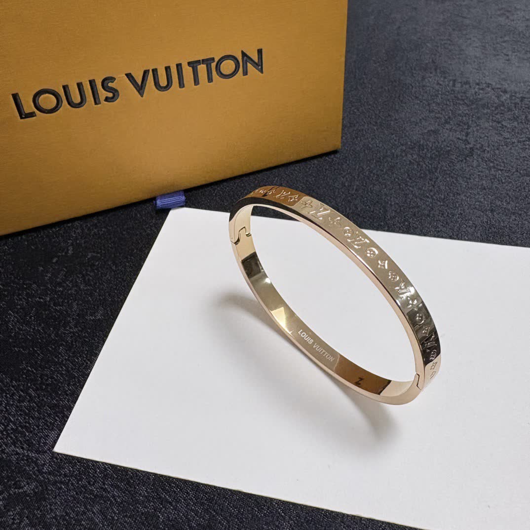 Louis Vuitton Monogram Ring Bracelet